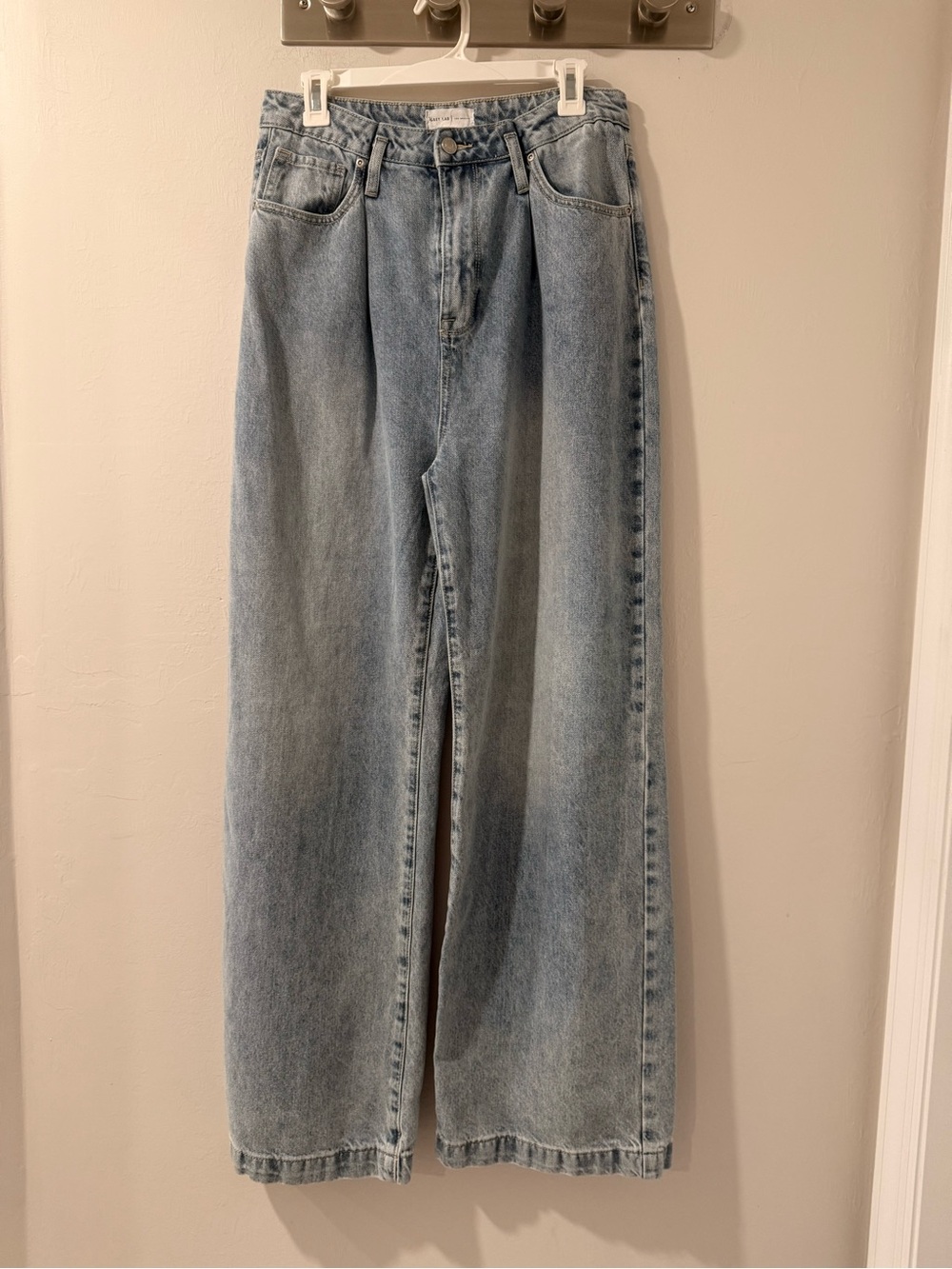 Grey Lab Los Angeles Women's Size 28 Light Wash High Rise Wide Leg Baggy Jeans